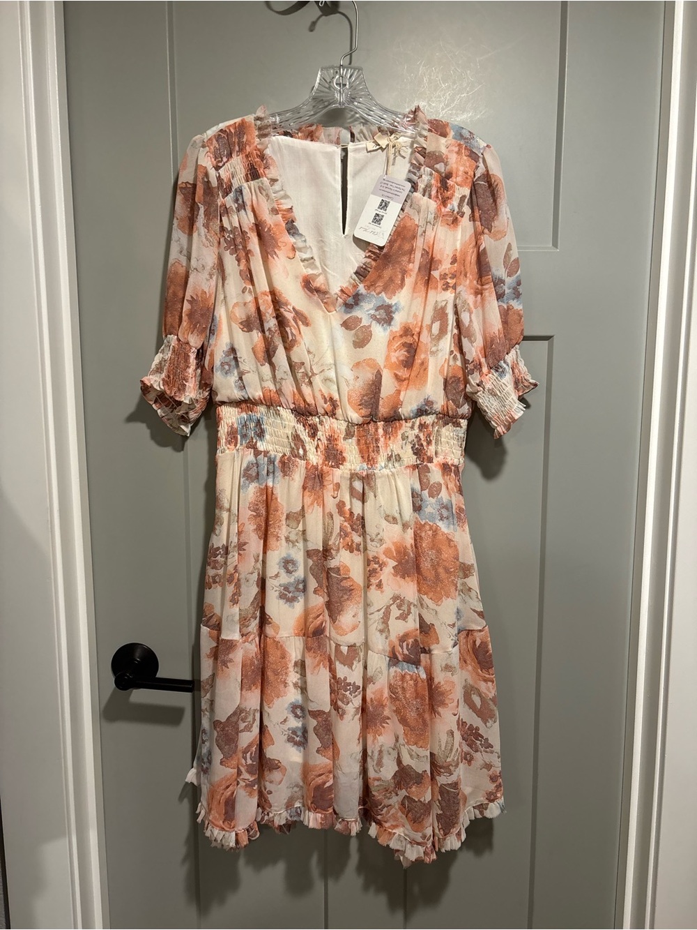 Mystree Floral V‑Neck Smocked Mini Dress in Cream and Rust